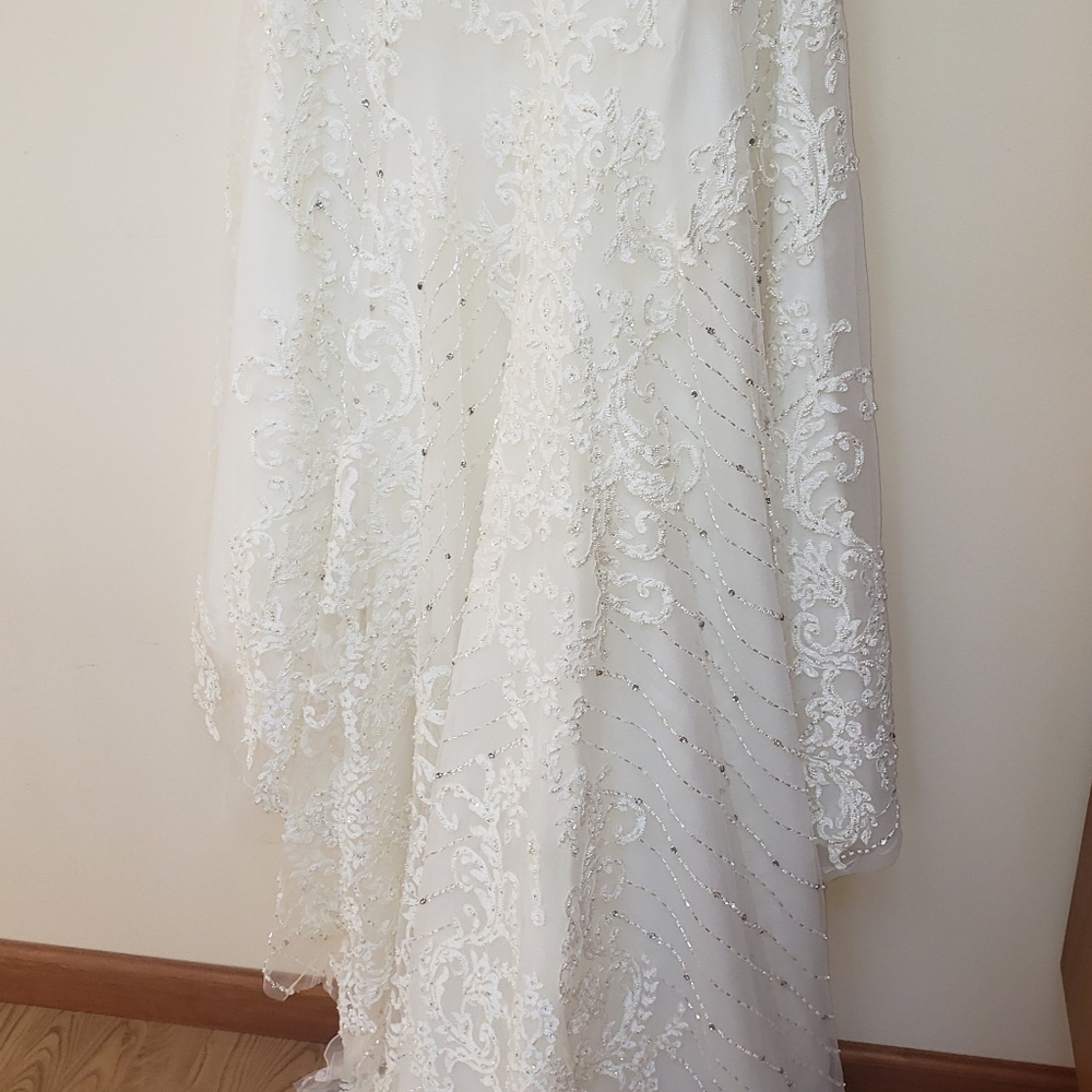 Platinum by Demetrios Wedding Gown - Picture 6 of 9